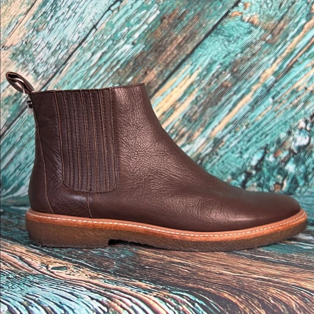 *Botkier Chelsea Boots